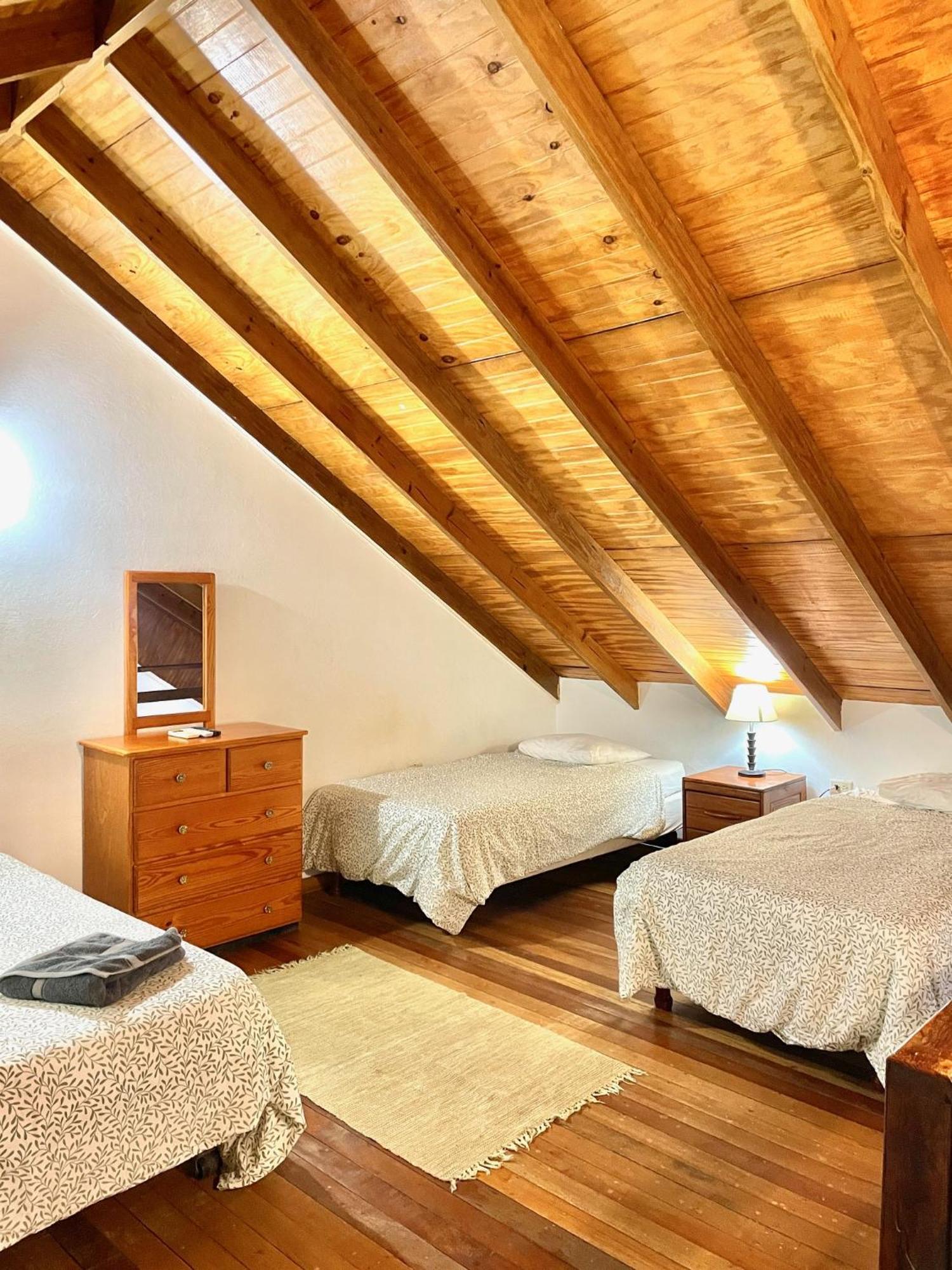 Bananaquit Tobago -Stay Near The Beach Crown Point Ngoại thất bức ảnh